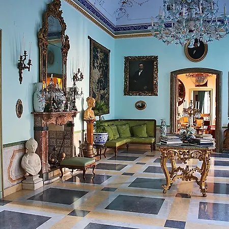 La Bella